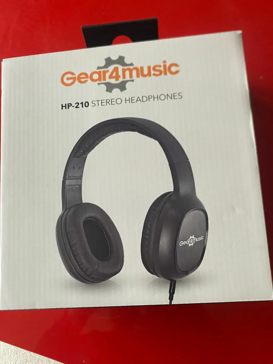 HP-210 Stereo Gear4music Headphones - Image 2