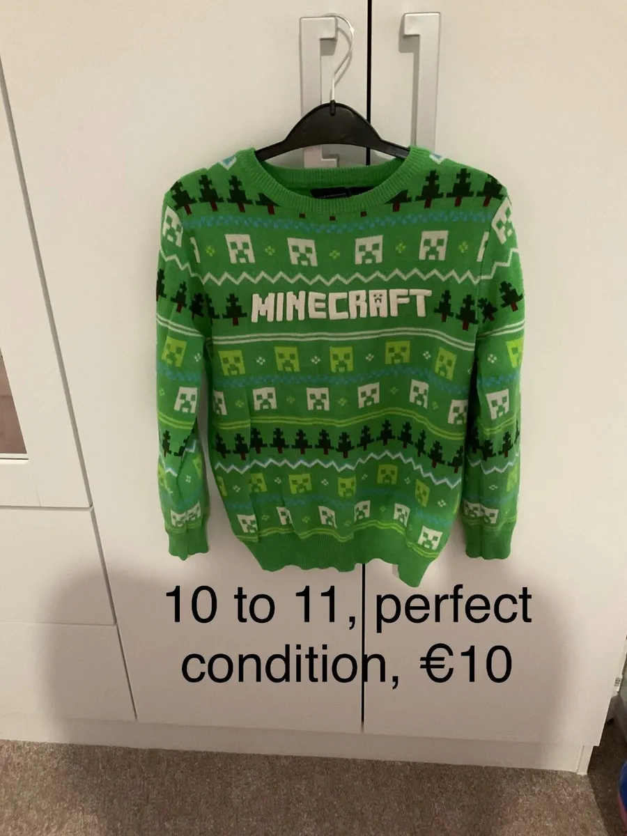 Minecraft Christmas jumper , 10 to 11