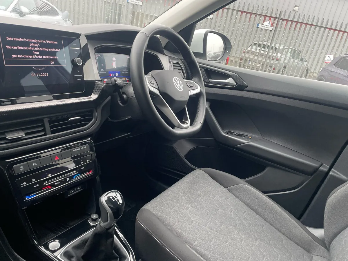 Volkswagen T-Cross Edition 75 1.0TSI 95HP - Image 3