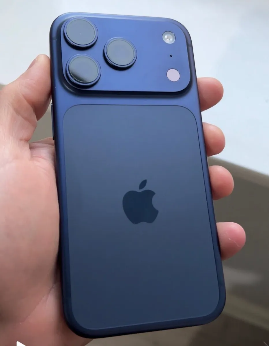 Iphone 17 Pro 512GB - Image 1