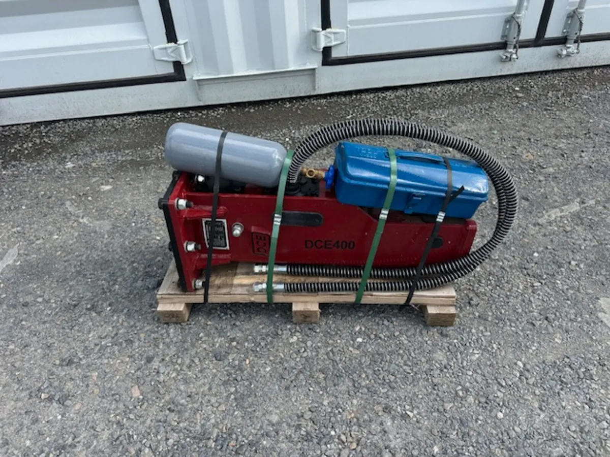 New 0.8Ton - 1.2Ton Rock Hammer **Online Auction** - Image 1