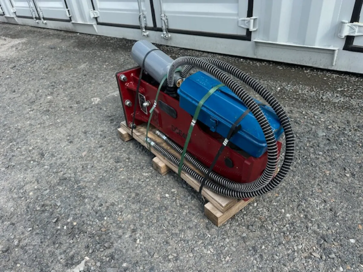 New 0.8Ton - 1.2Ton Rock Hammer **Online Auction** - Image 4