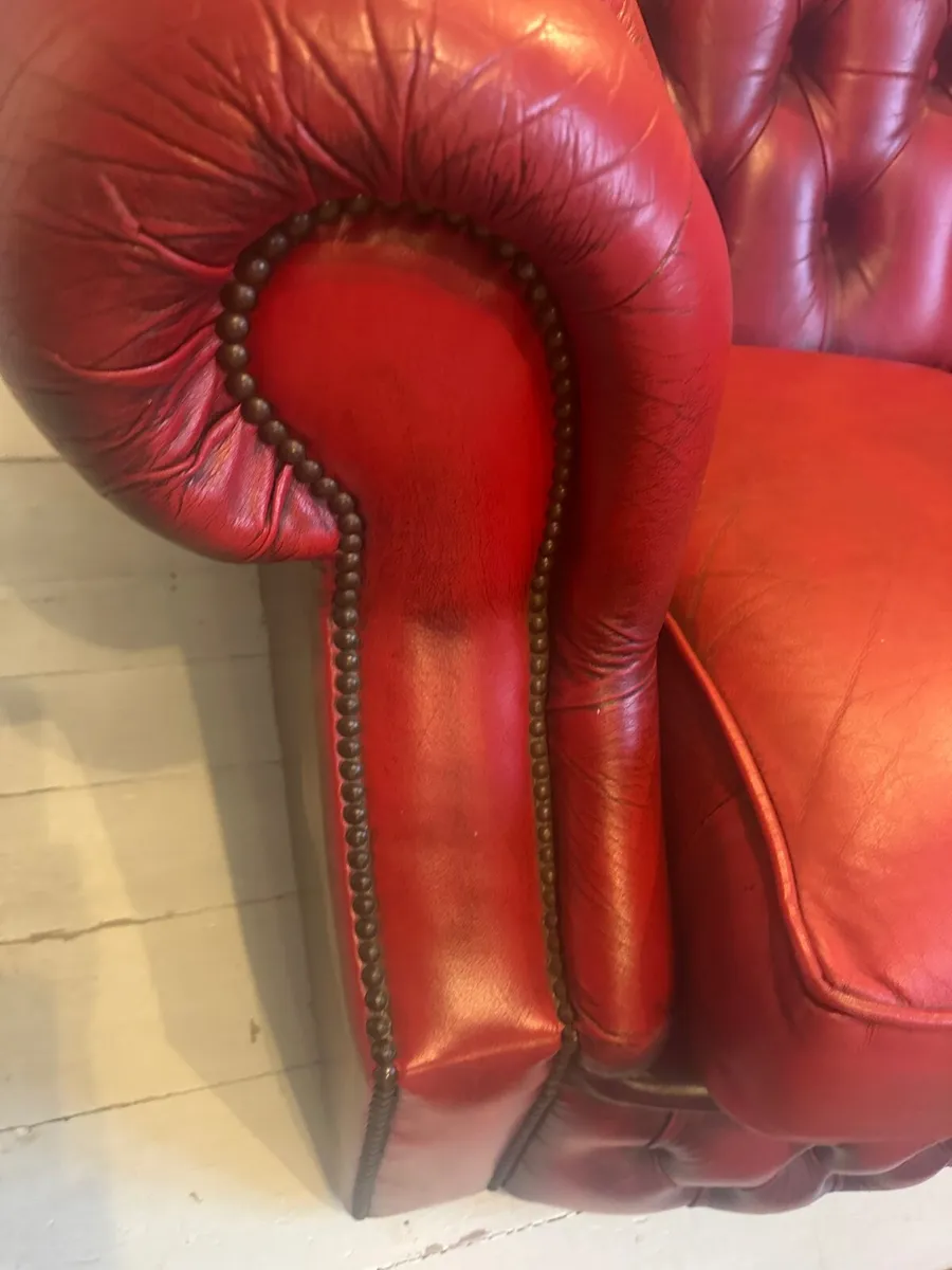Chesterfield sofa antique - Image 4