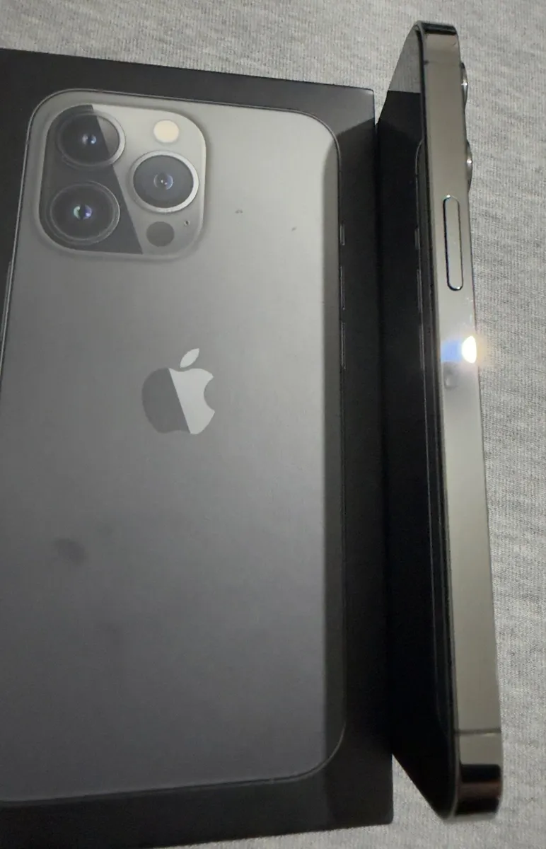 iPhone 13 Pro – 256GB – Great Condition – Unlocked - Image 2