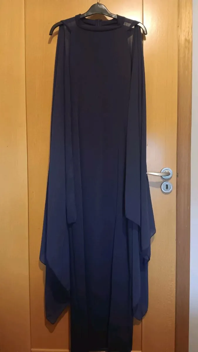 4 x maxi dresses - Image 3