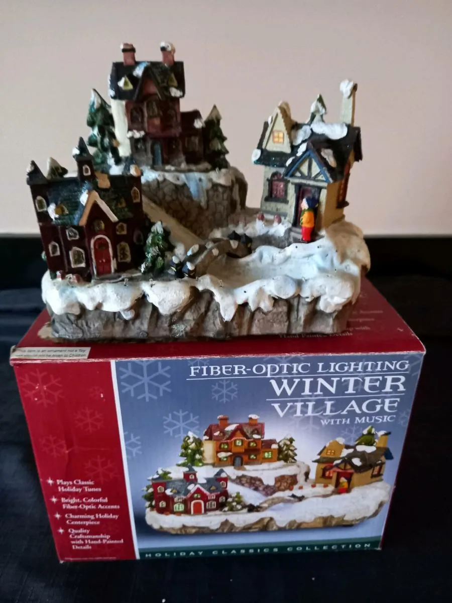 Fibre Optic Christmas Ornament With Music - Image 1