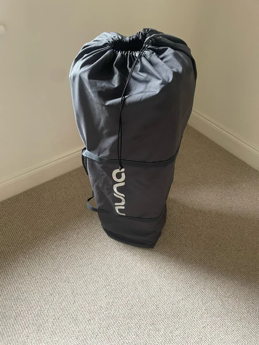 Nuna Travel Cot - Image 3