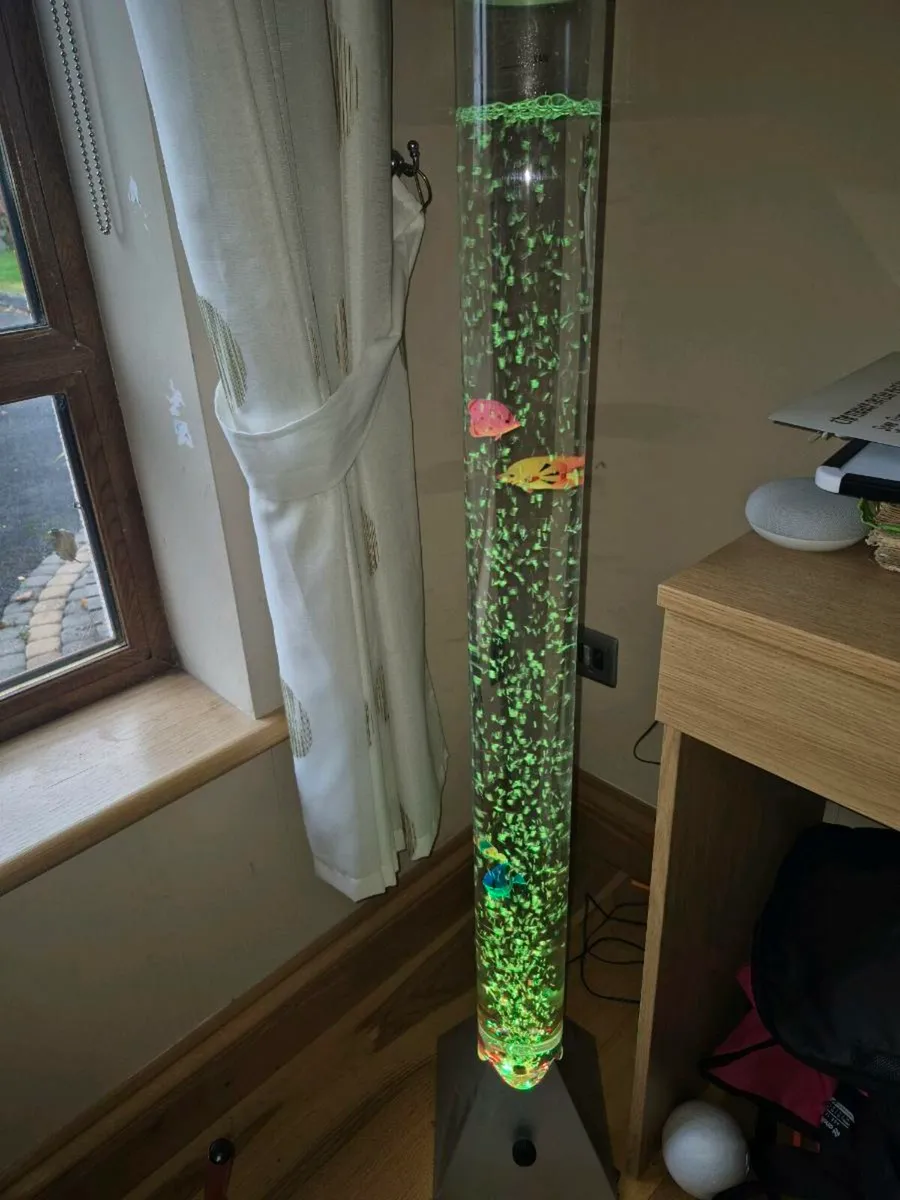 Sensory  Lamp - water filled Fish/Sea Creature - Image 1