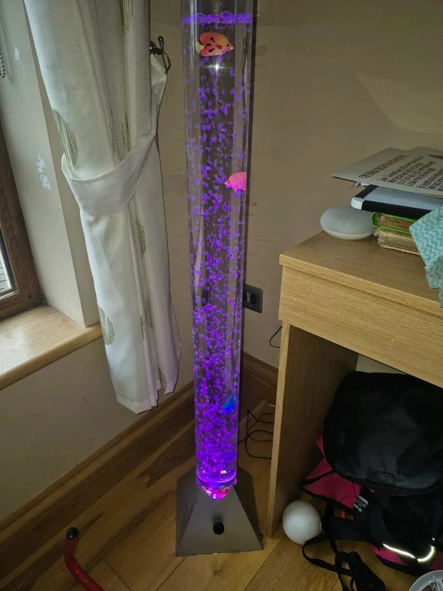 Sensory  Lamp - water filled Fish/Sea Creature - Image 3