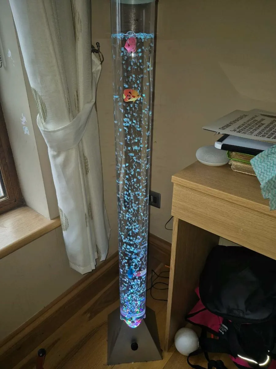 Sensory  Lamp - water filled Fish/Sea Creature - Image 4