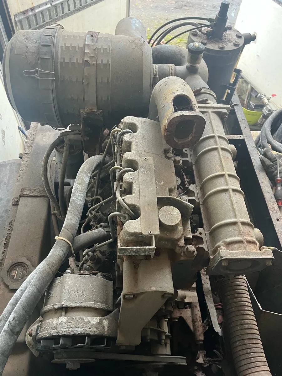 Deutz Diesel Road Compressor - Image 3