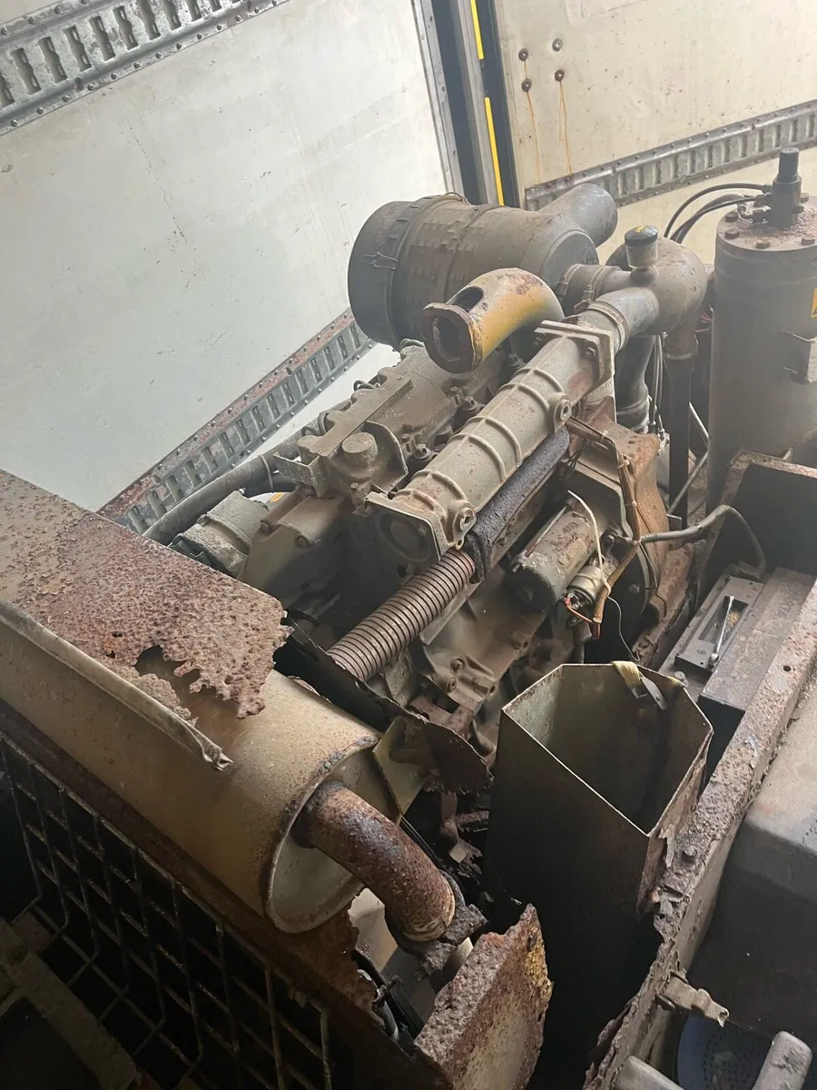 Deutz Diesel Road Compressor - Image 4