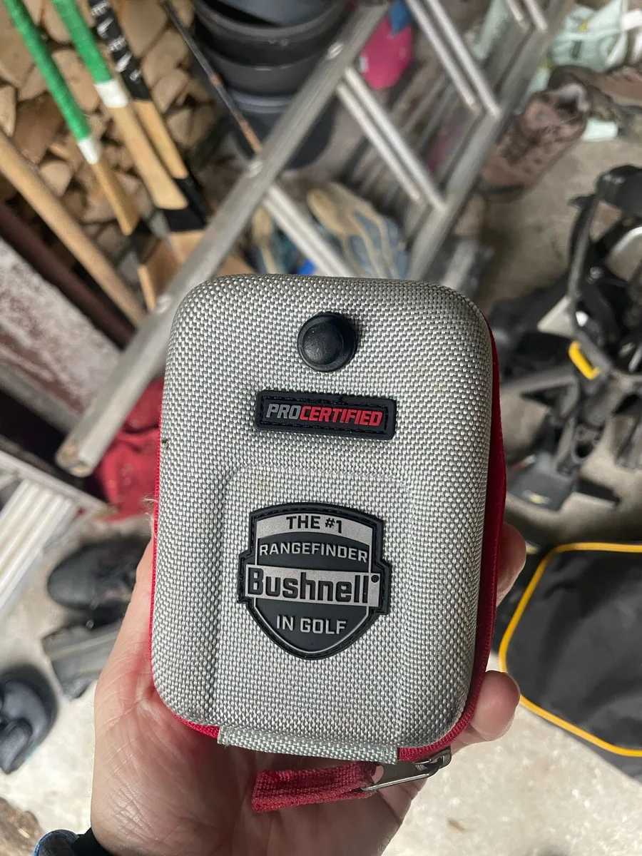 Bushnell v4 Tour Range Finder - Image 2