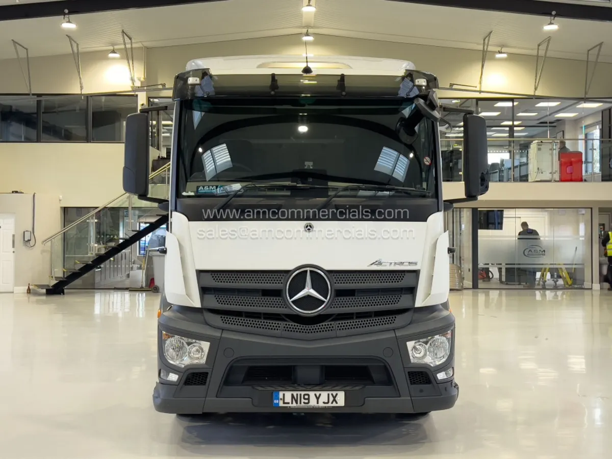 2019 (19) MERCEDES BENZ ACTROS 2543 - Image 2