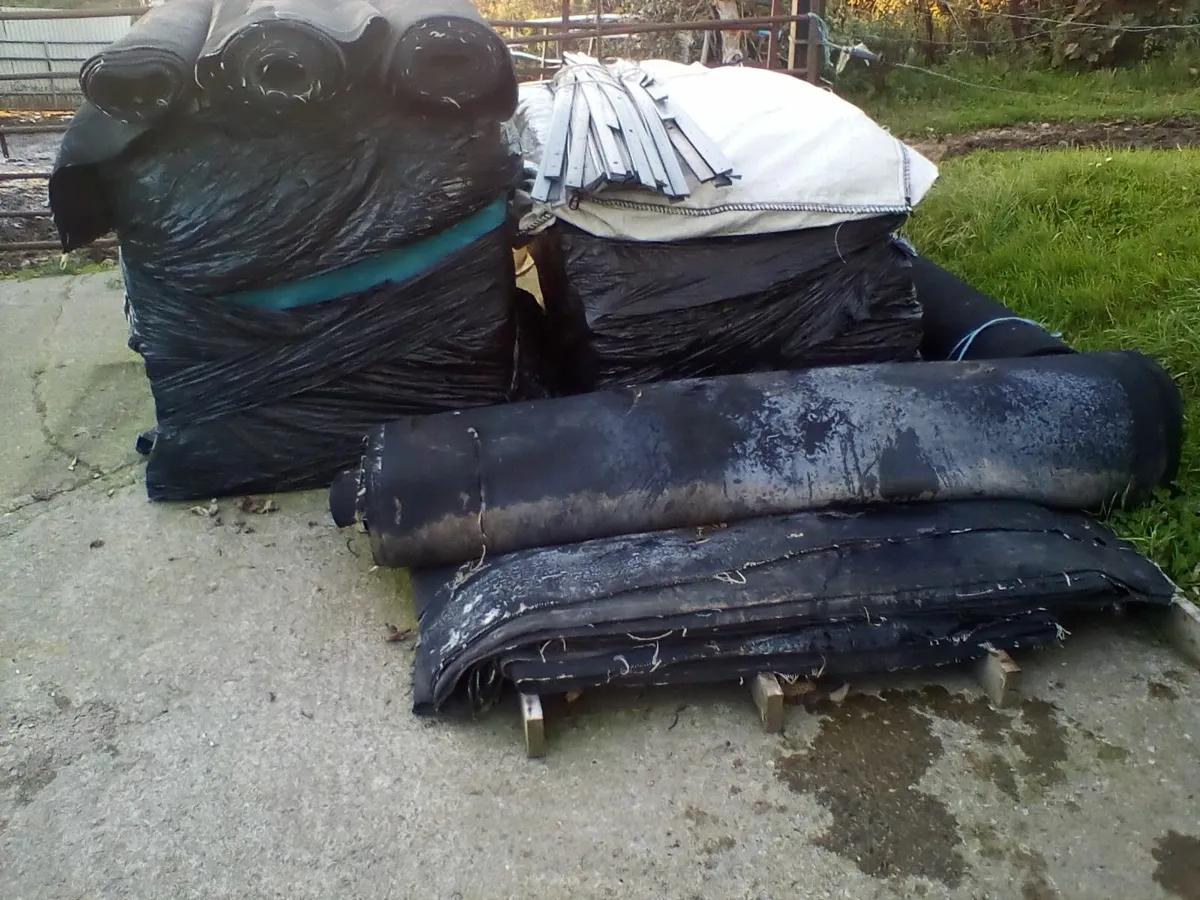 Cow cubicle matteress ,single calf pens - Image 1