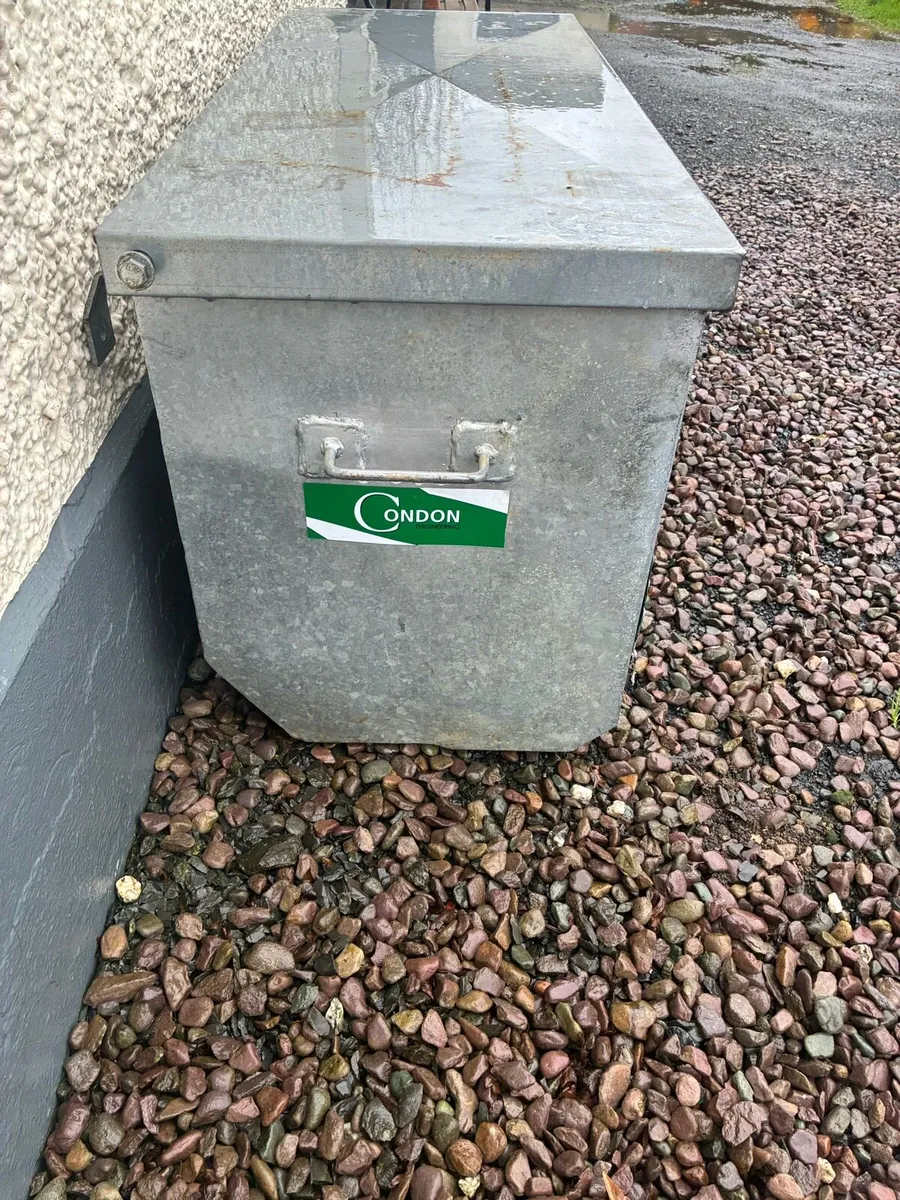 CONDON ENGINEERING 5 BAG MEAL FEEDER - Image 4