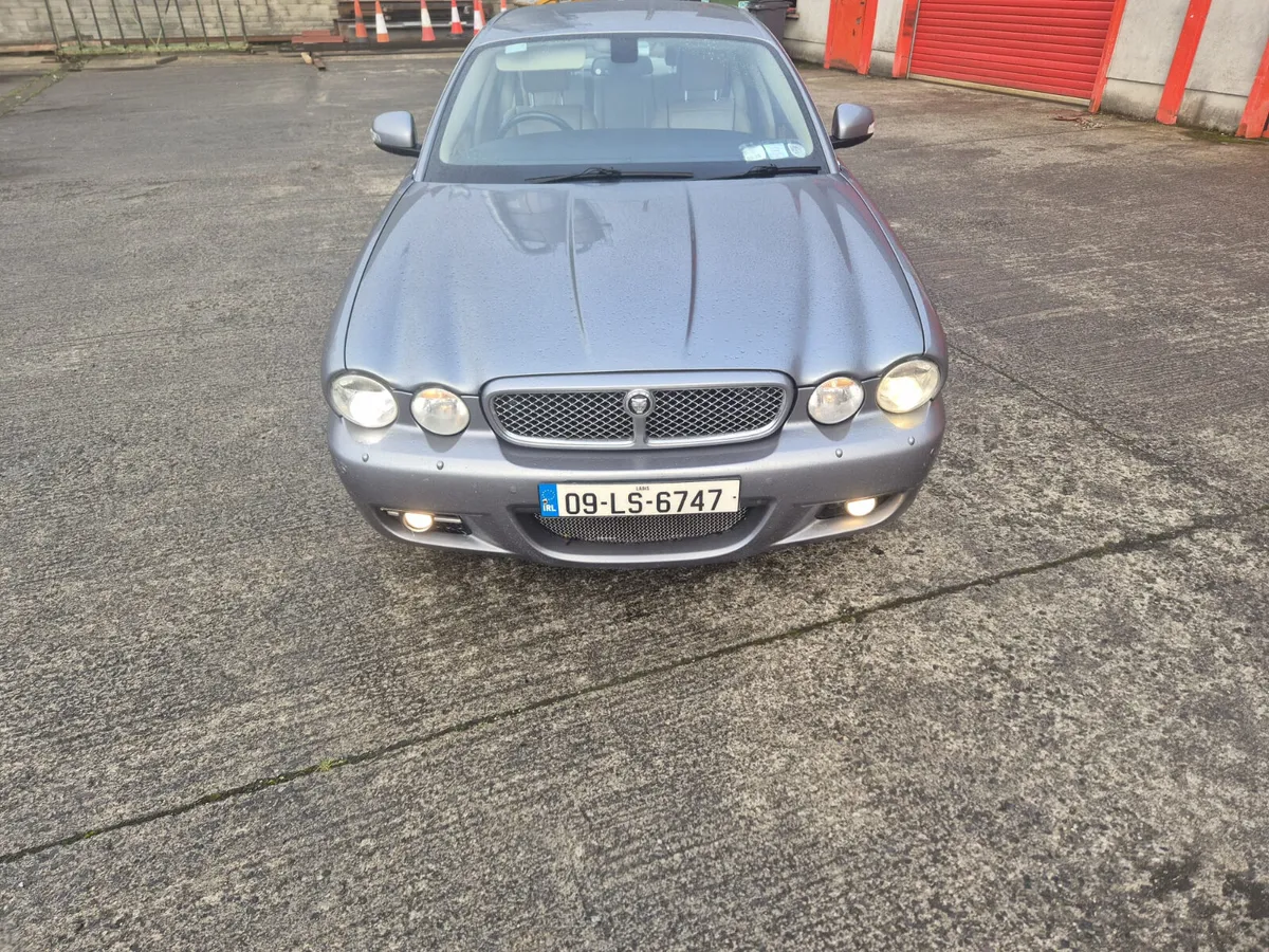 Jaguar XJ 2009 - Image 3
