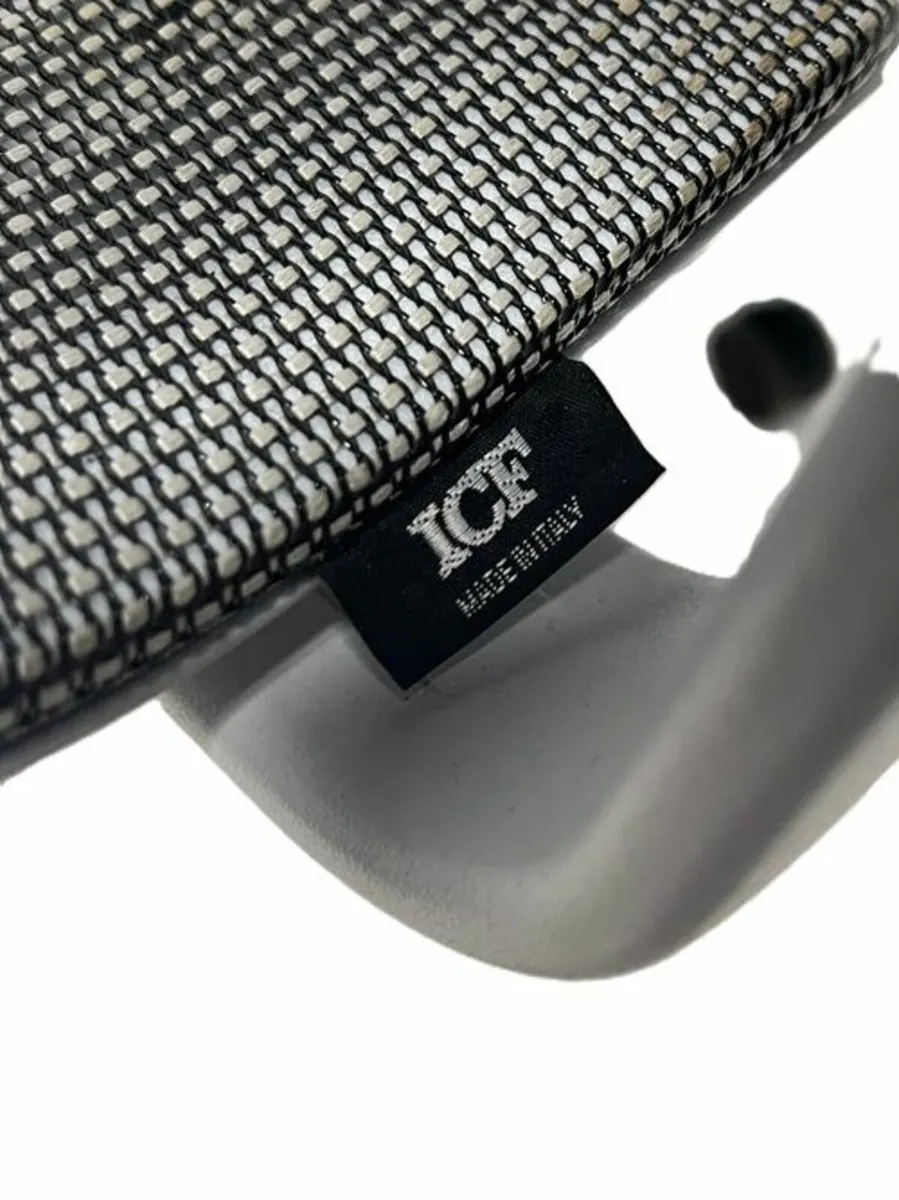♻️Used Grey Mesh ICF UNA Plus Office Chair♻️ - Image 3