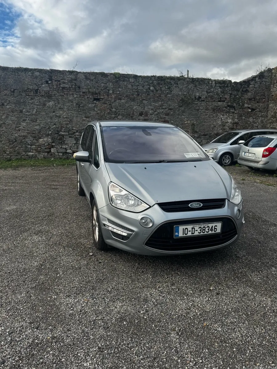 10 Ford S-Max Titanium - Image 1
