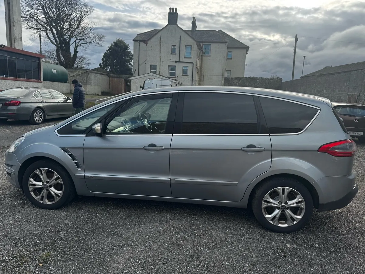 10 Ford S-Max Titanium - Image 4