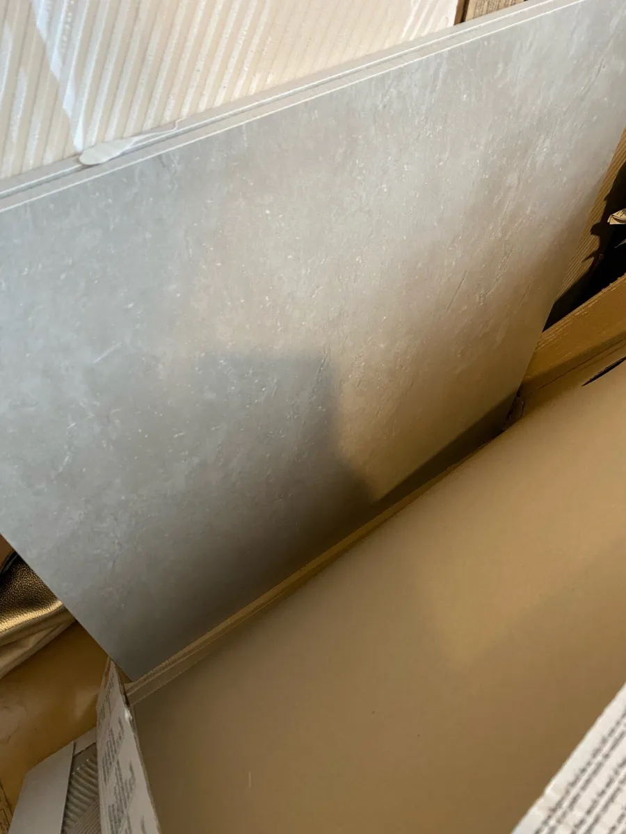 Bathroom floor tiles - Image 4