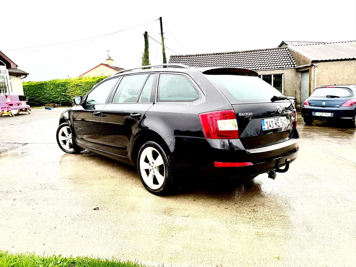 14 SKODA OCTAVIA 2.0TDI 150BHP FSH - Image 4