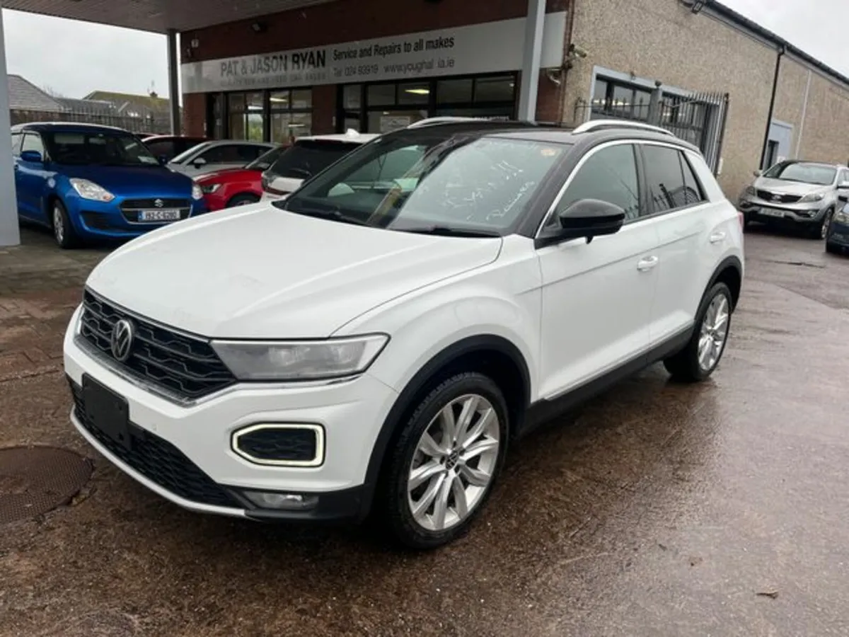 Volkswagen T-Roc 2.0 tdi sport - Image 1