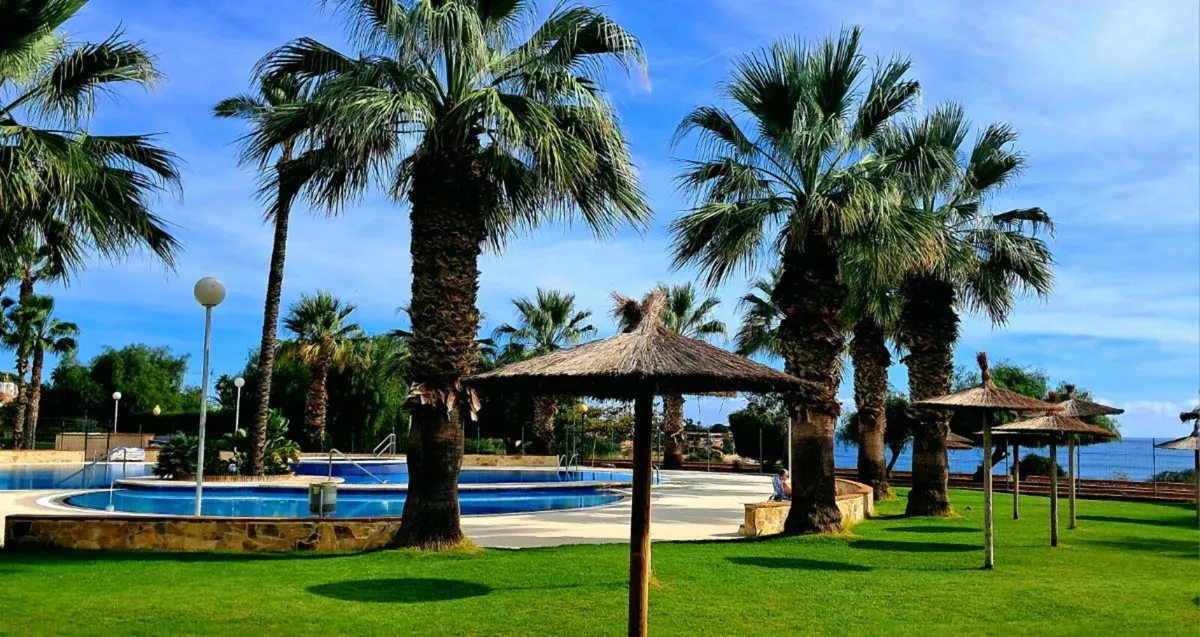 Seafront, Cabo Roig Spain 2 bedroom apt rental - Image 3