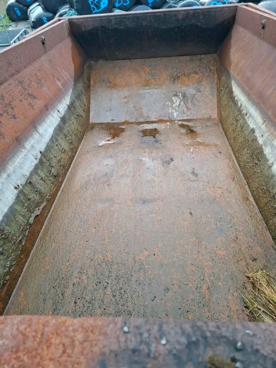 Dump Trailer - Image 4