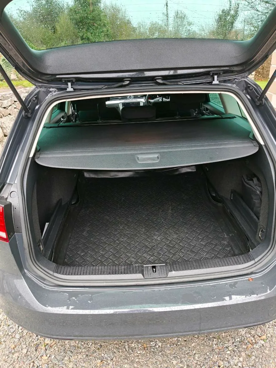 VW Passat 1.6diesel - Image 4