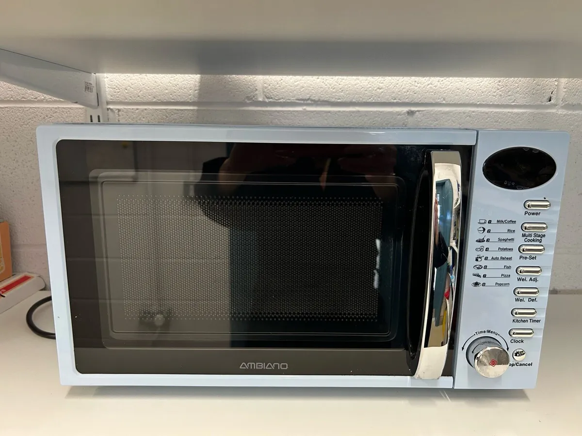 Microwave - Image 1