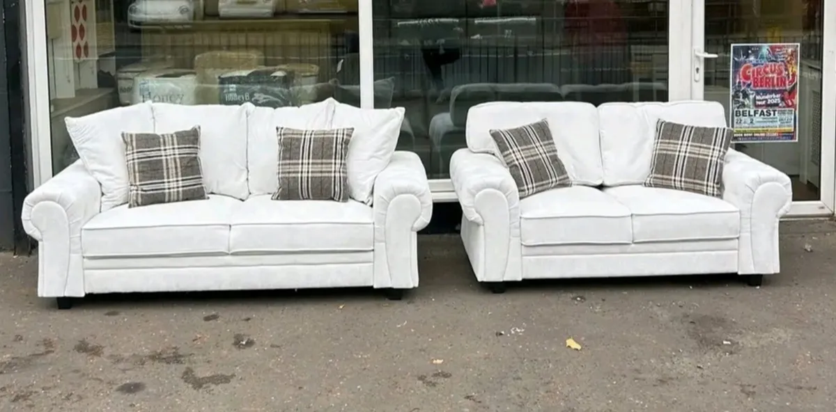 Verona White Fullback Cushions Sofa - Image 1