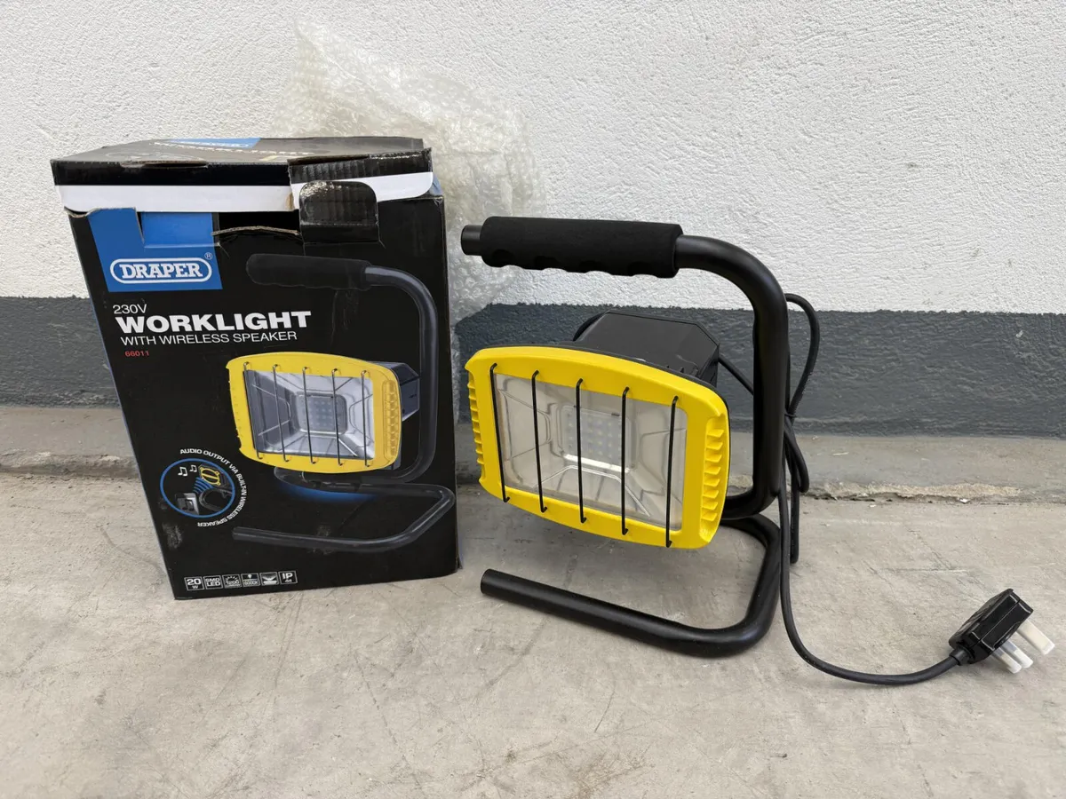 New Draper 230V Worklight **Online Auction** - Image 1