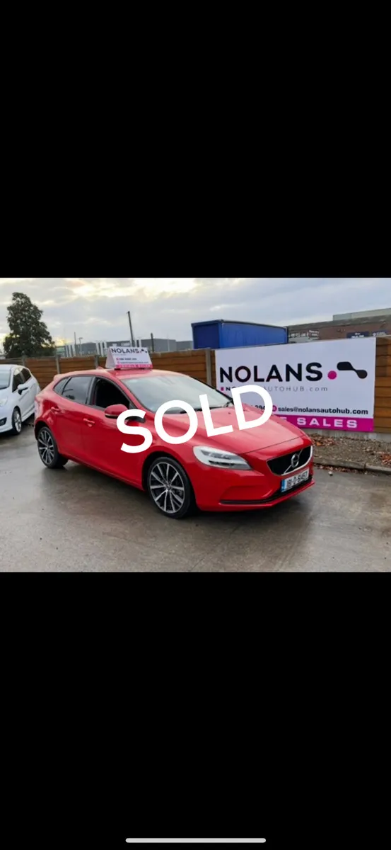 Volvo V40 2018 2.0 LTR DIESEL AUTO - Image 1