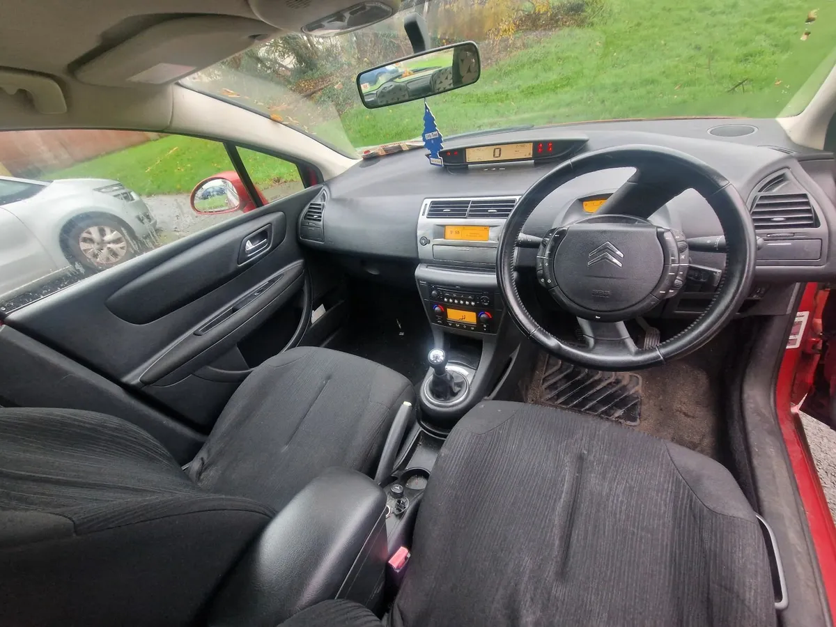 Citroen C4 2009 petrol - Image 1