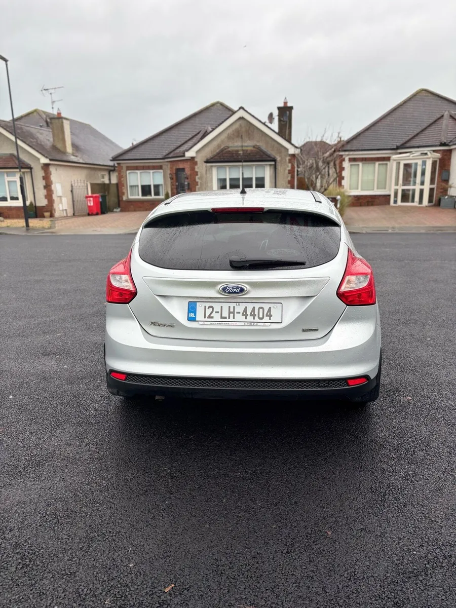 2012 Ford Focus Silver eco boost Zetec model - Image 4