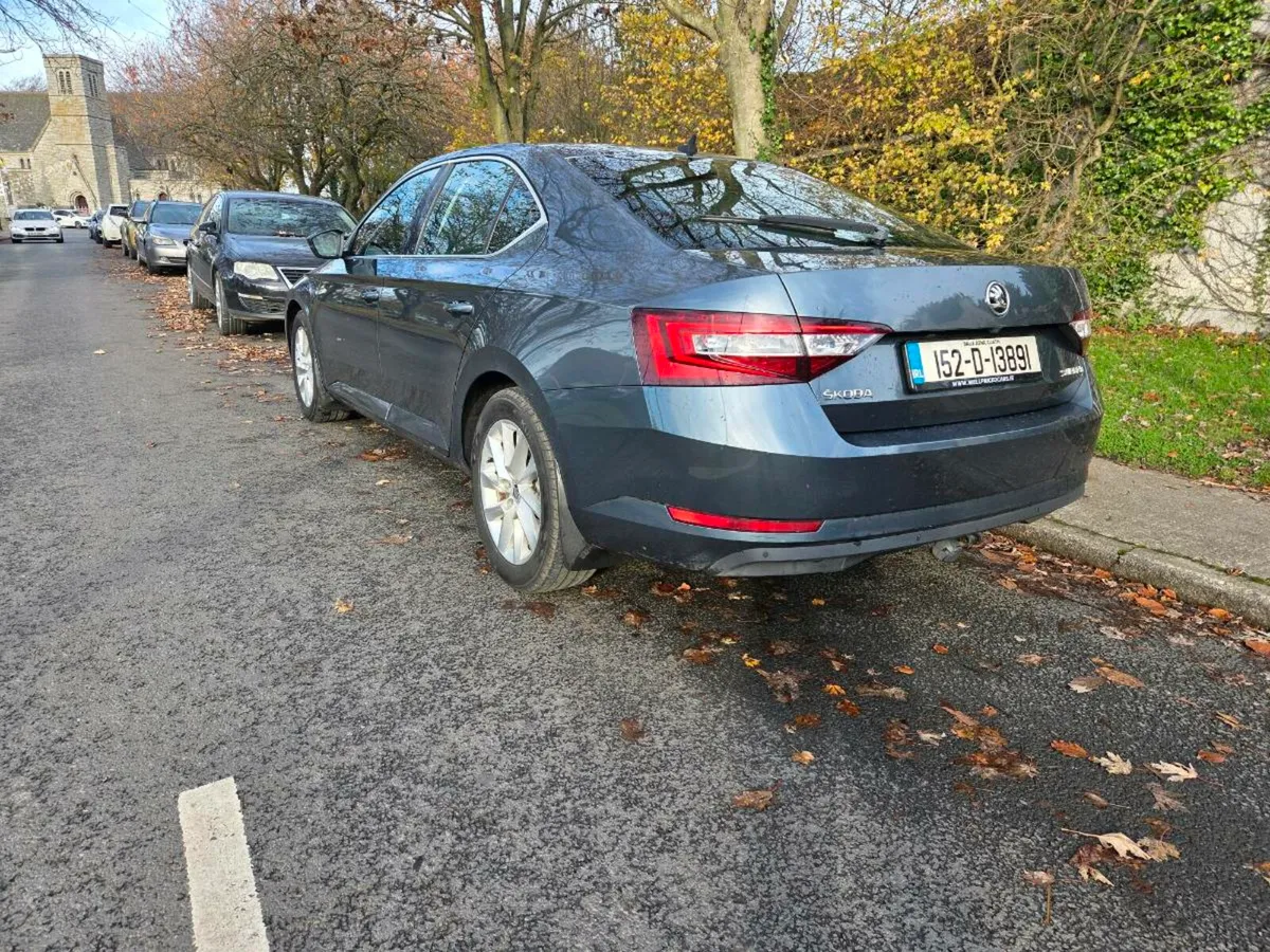 Skoda Superb - Image 4