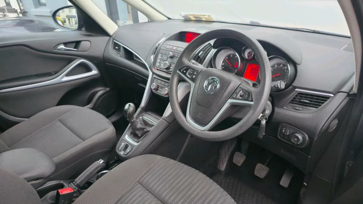 Opel Zafira 7 seaters - Image 4