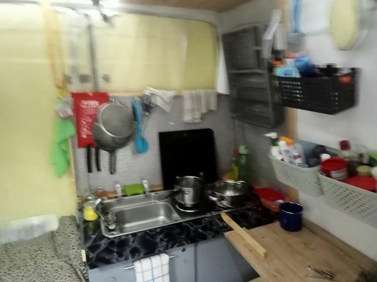 Camper van - Image 3