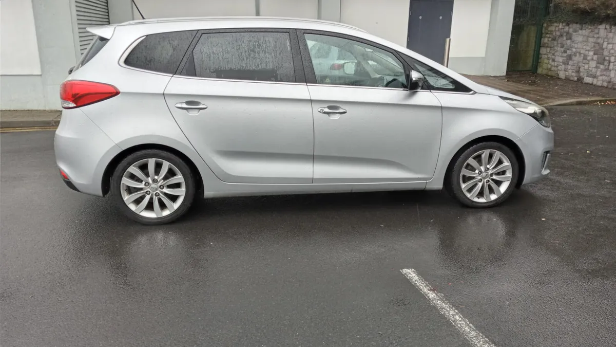 KIA CARENS / 2014 / 1.7 DIESEL / MANUAL / NCT - Image 4