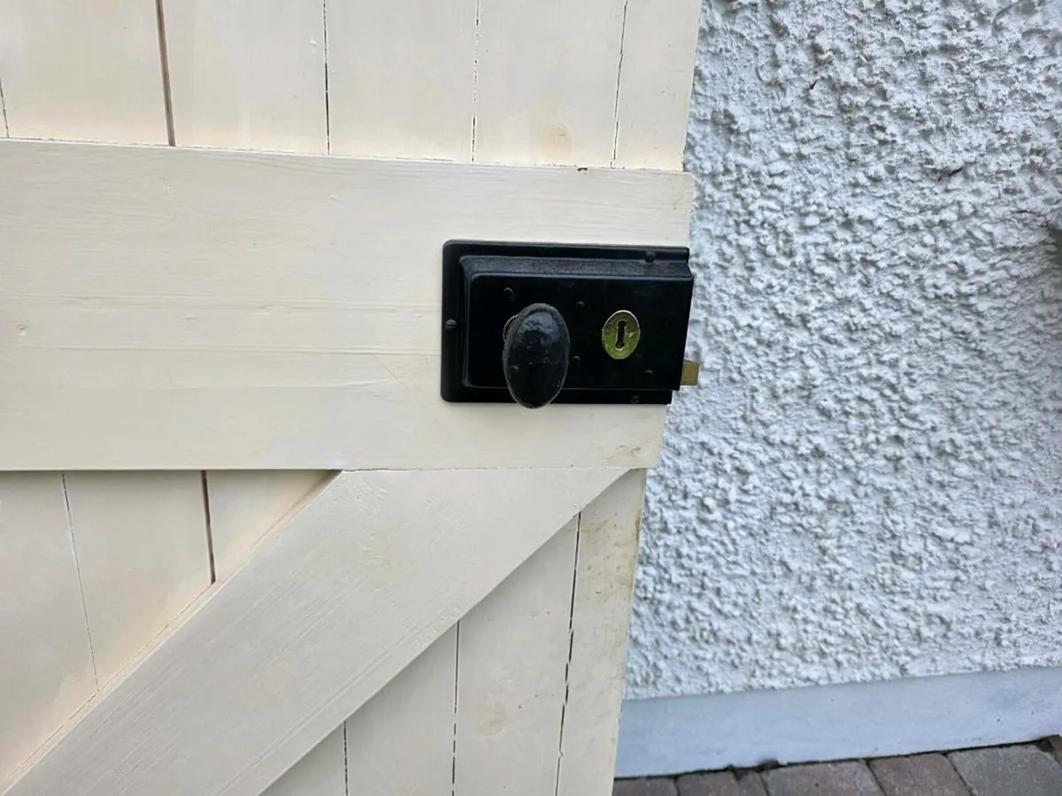 Cottage Doors - Image 3