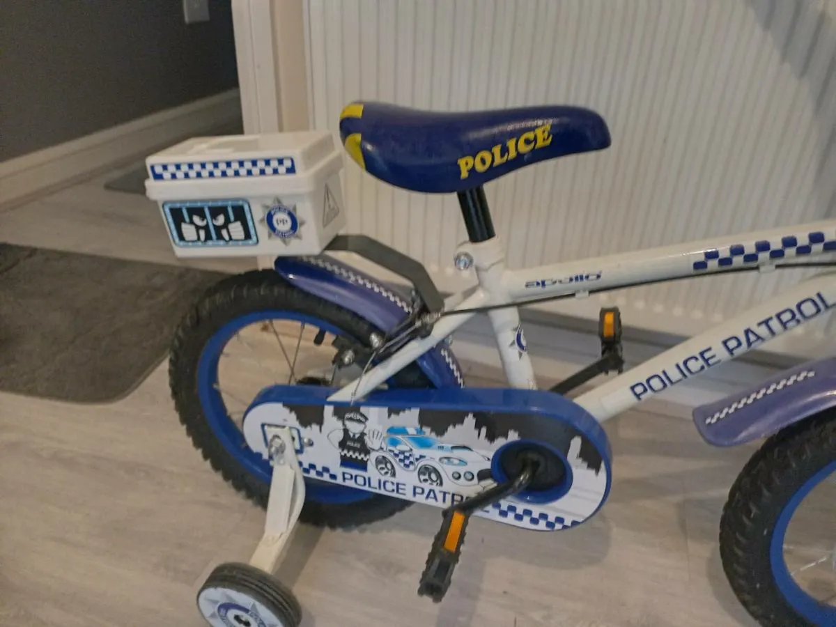 Kids police bike size 14 inch wheels - Image 3