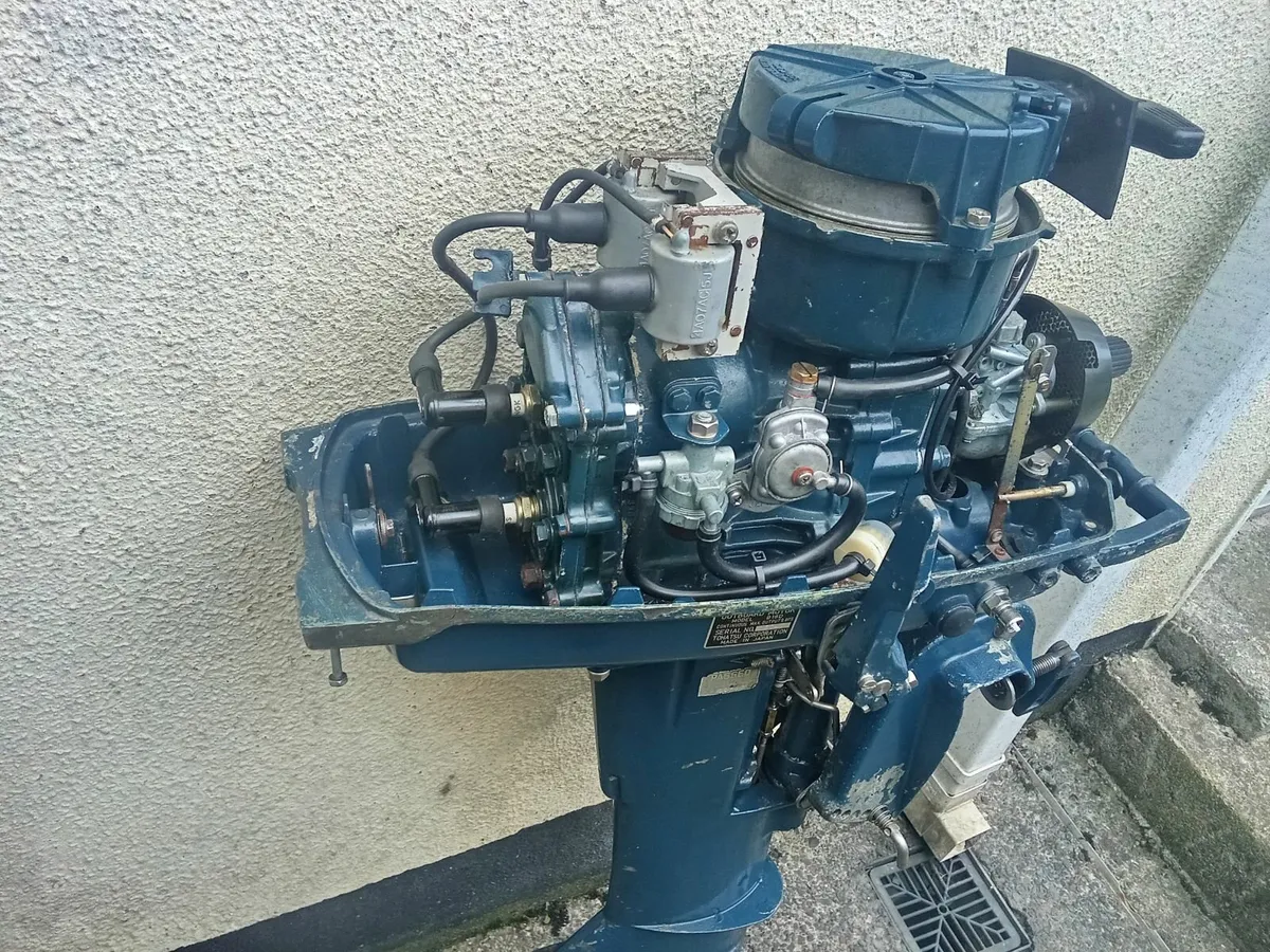 2-stroke outboard TOHATSU-10 HP - Image 2