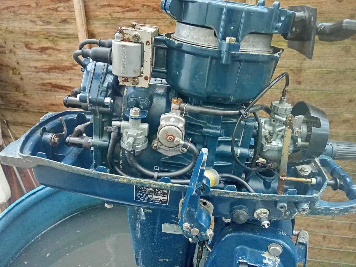 2-stroke outboard TOHATSU-10 HP - Image 4