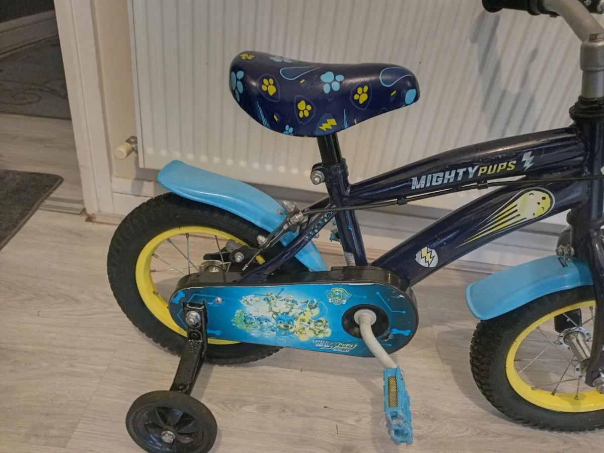 Kids mighty pups bike size 12 inch wheels - Image 3