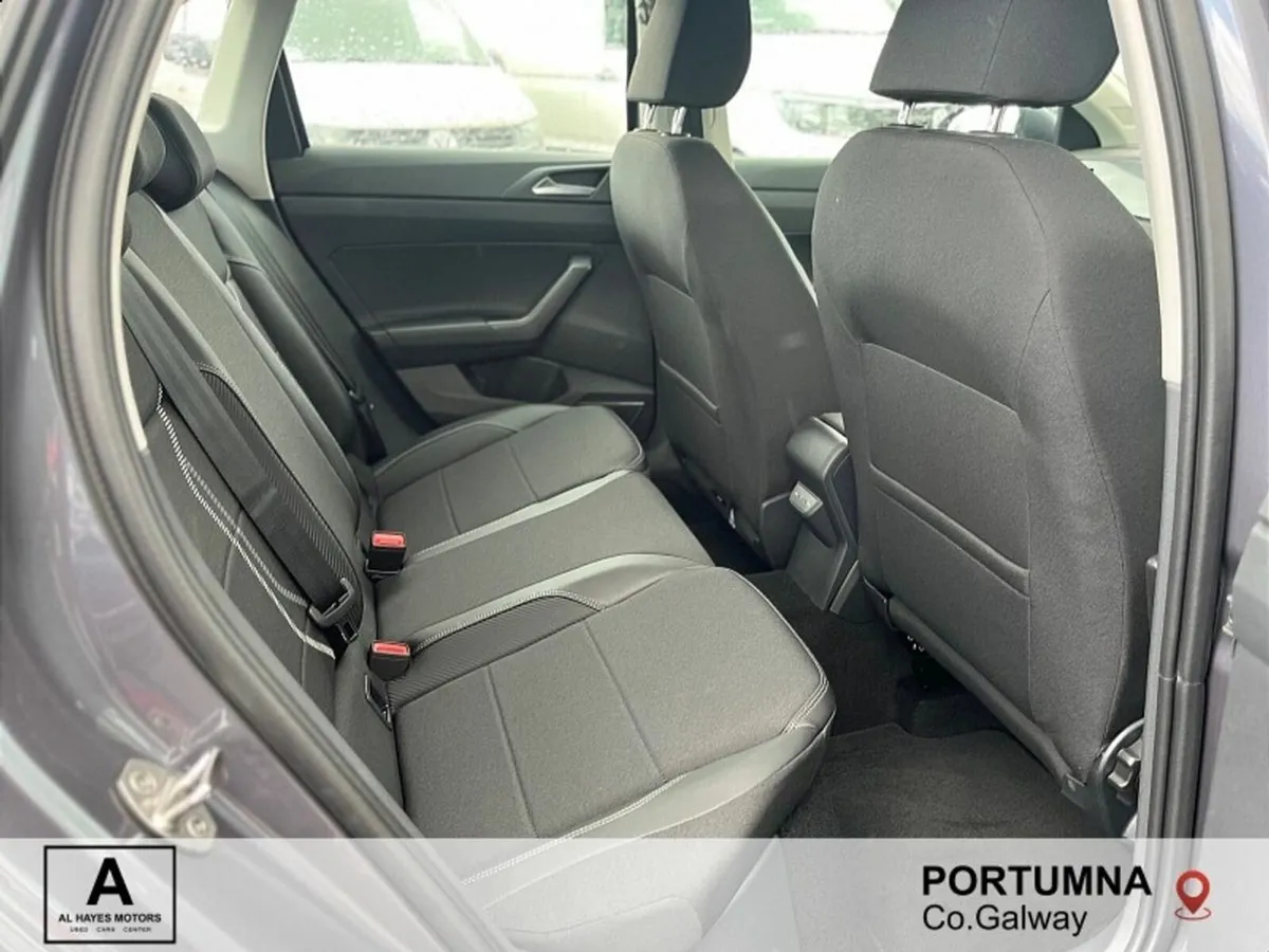 Volkswagen Taigo SUV AUTOMATIC STYLE 1.0 TSI 110BH - Image 4