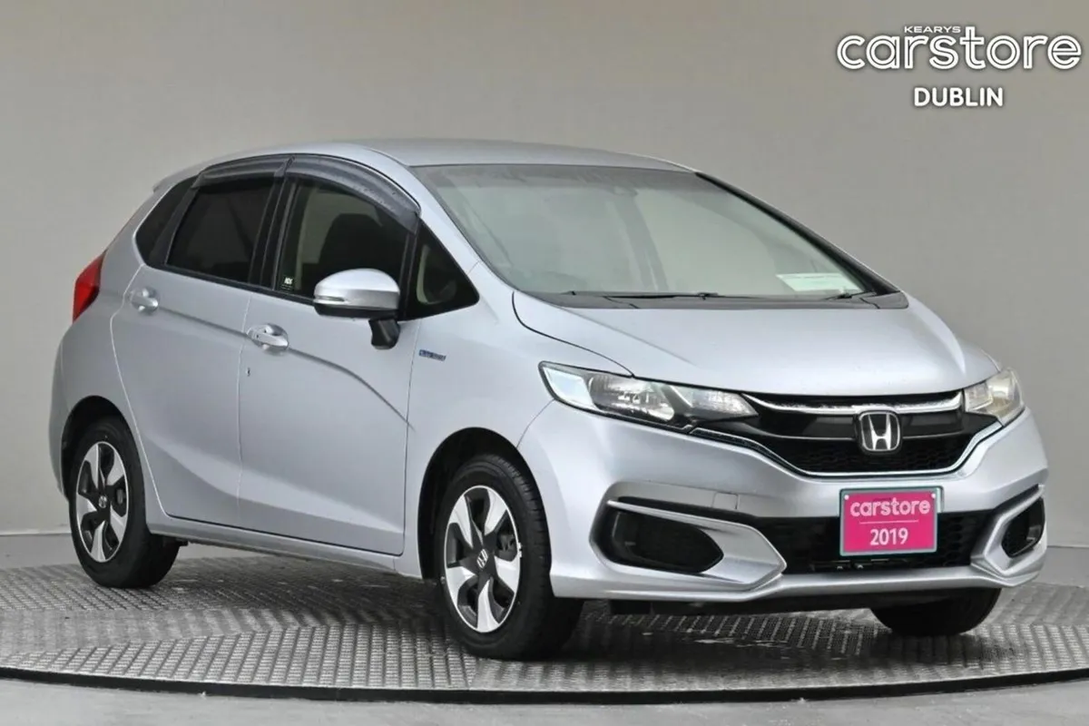 Honda Fit 1.5 HYBRID AUTO **ANDROID*CARPLAY**PRIVA - Image 1