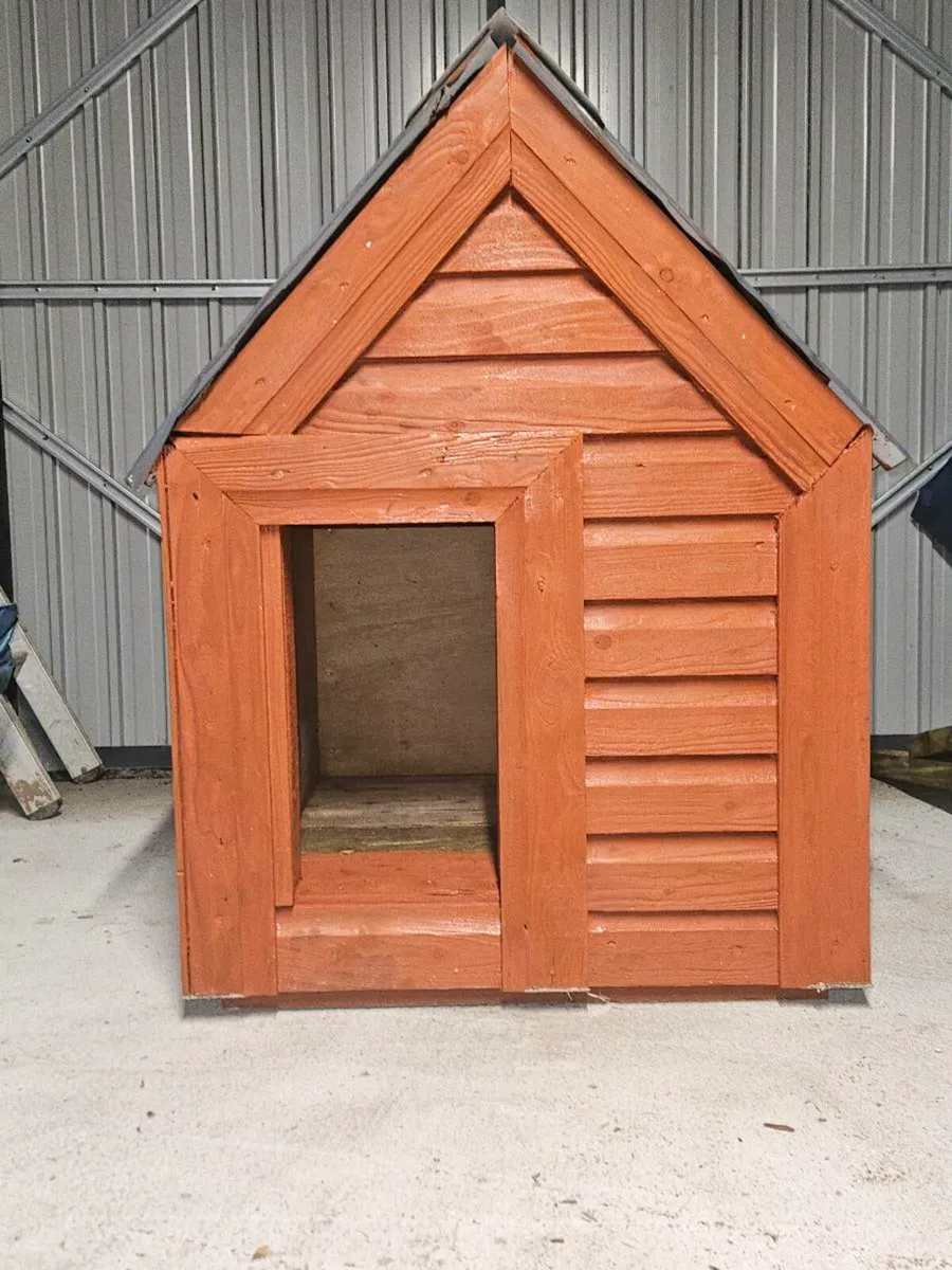 Insulated Dog Kennel - Image 2