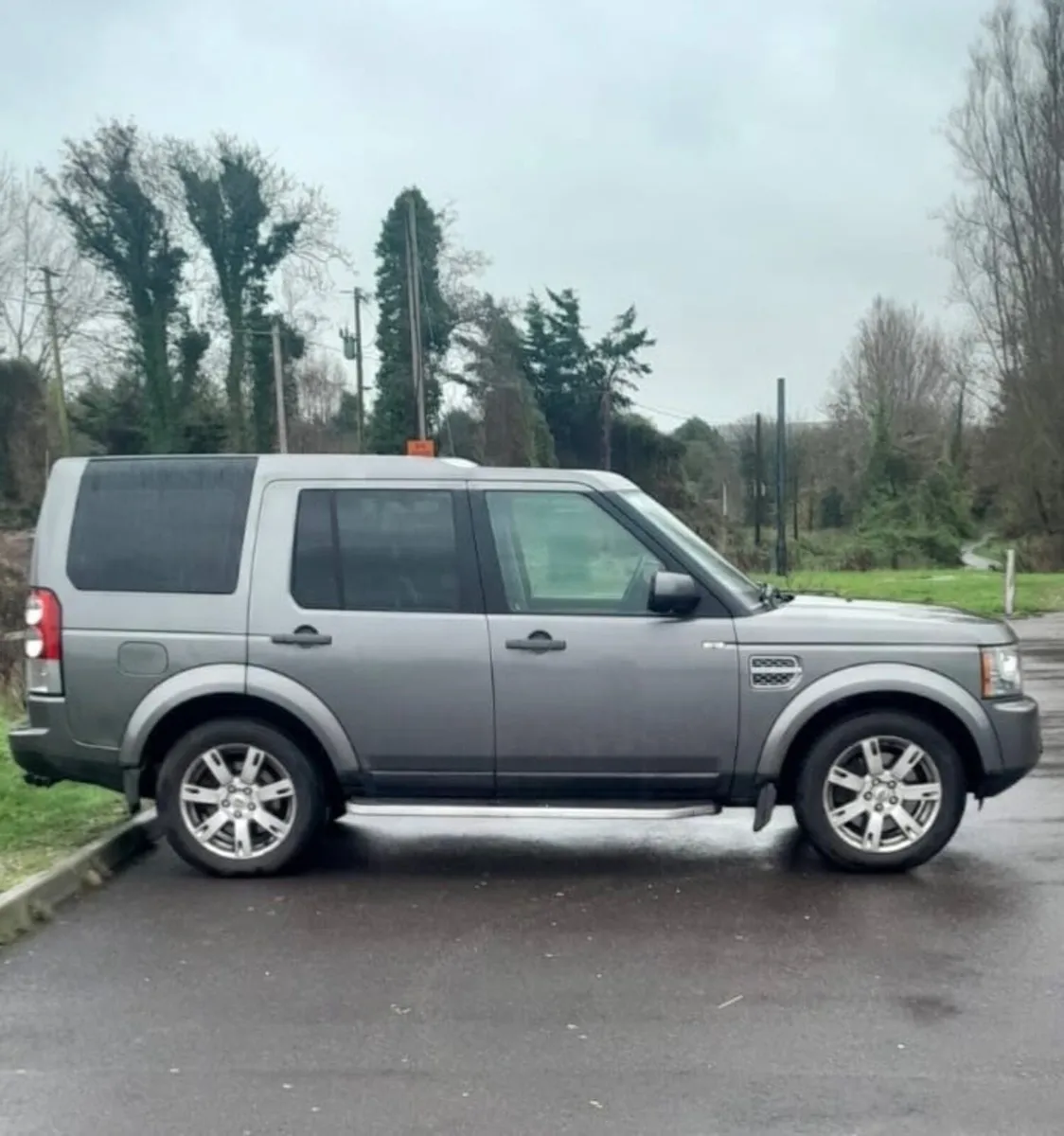 Land Rover Discovery 2010 - Image 4