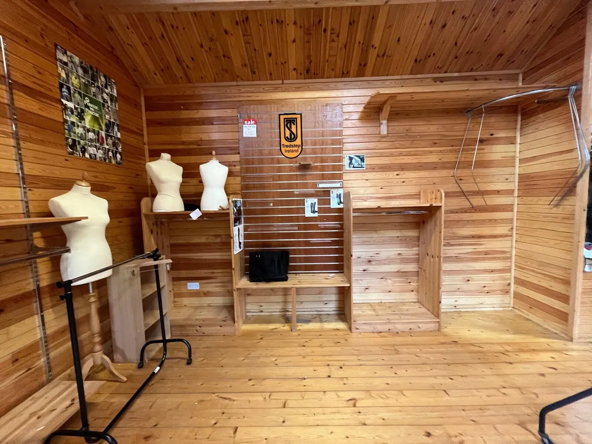 Equestrian Shop fittings for sale - Image 2